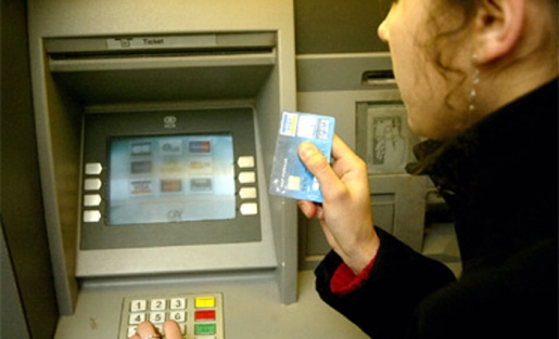 Monétique: A vos cartes !