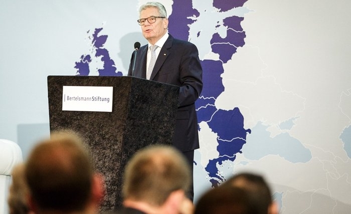 Discours d’ouverture de Monsieur Joachim Gauck, Président de la République fédérale d’Allemagne, lors de la « Conférence européenne de voisinage » organisée par la Fondation Bertelsmann à Tunis le 28 avril 2015 Discours d’ouverture de Monsieur Joachim Gauck, Président de la République fédérale d’Allemagne, lors de la « Conférence européenne de voisinage » organisée par la Fondation Bertelsmann à Tunis le 28 avril 2015