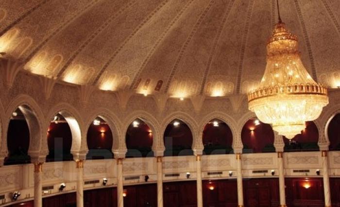 البرلمان يصادق على مشروع قانون البنوك والمؤسسات الماليّة والجبهة الشعبية تطعن في عدد من الفصول