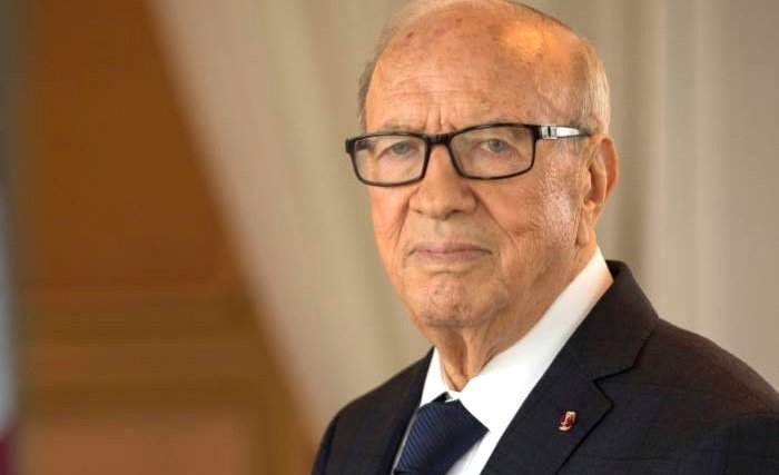 الباجي قايد السبسي في حديث مع "رأي اليوم : طلبت من الصيد تأجيل استقالته لعدم حدوث أيّ فراغ 
