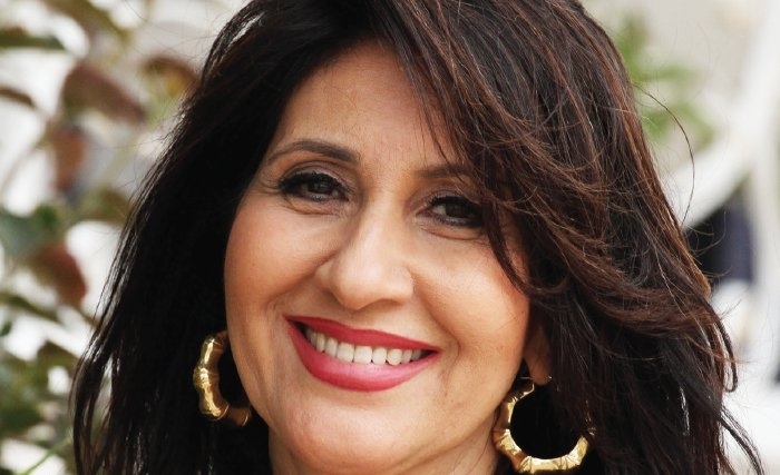 د‭.‬ سنيـــة‭ ‬إدريـس‭ ‬بالأمين: رئيسة‭ ‬جمعية‭ ‬"ليونس ‬كلوب‭ ‬المرسى"