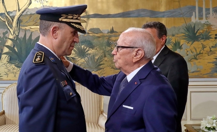 محمد الحجام رئيس أركان جيش الطيران