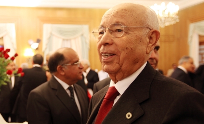 الأزهر القروي الشابّي : عودة الإرهابيين بين الدستور والقانون