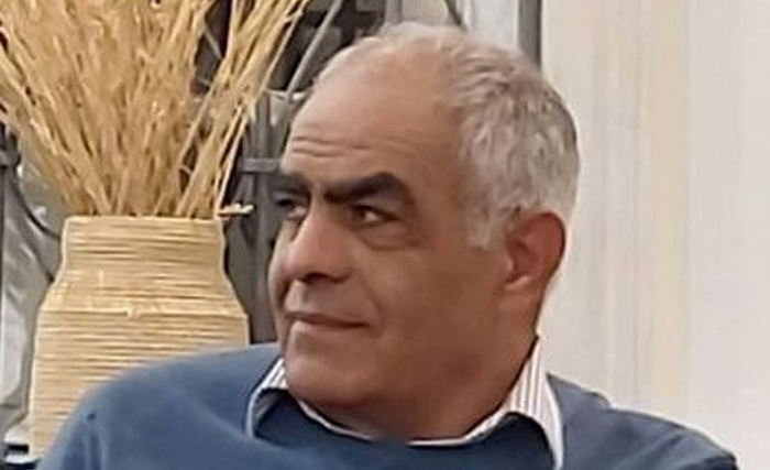 على هامش الثورة: وأحرّ قلباه !