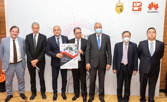 Huawei Tunisie continue de s'investir massivement dans la promotion des Talents TIC et dévoile son Livre Blanc