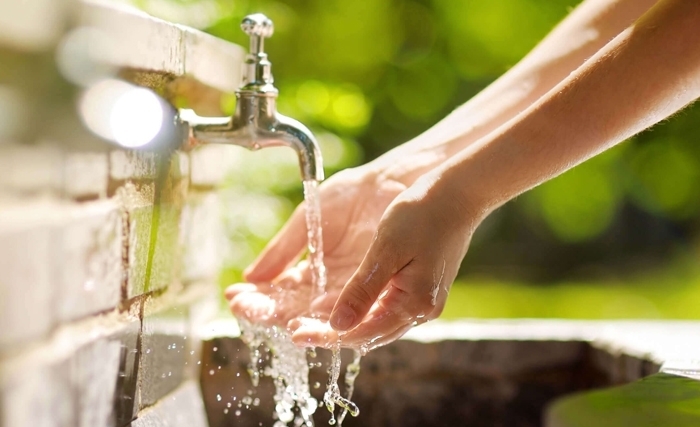 L’eau, bien public ou prive?