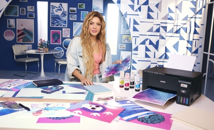 Epson annonce la signature d’un partenariat avec l’icône mondiale de la musique Shakira Epson annonce la signature d’un partenariat avec l’icône mondiale de la musique Shakira