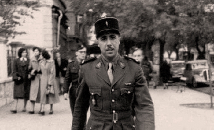 Le commandant Mohamed Béjaoui, héros méconnu de la bataille de Bizerte Le commandant Mohamed Béjaoui, héros méconnu de la bataille de Bizerte
