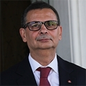 Elyes Ghariani: L’Union européenne à l’épreuve des nouvelles dynamiques sécuritaires