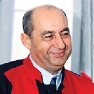 Sadok Belaïd: Dans son sillage…